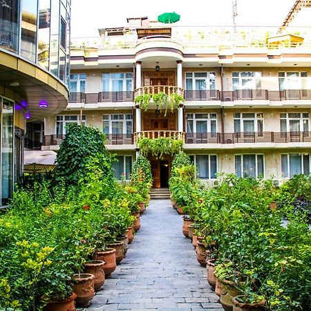 Park Star Hotel Kabil Dış mekan fotoğraf