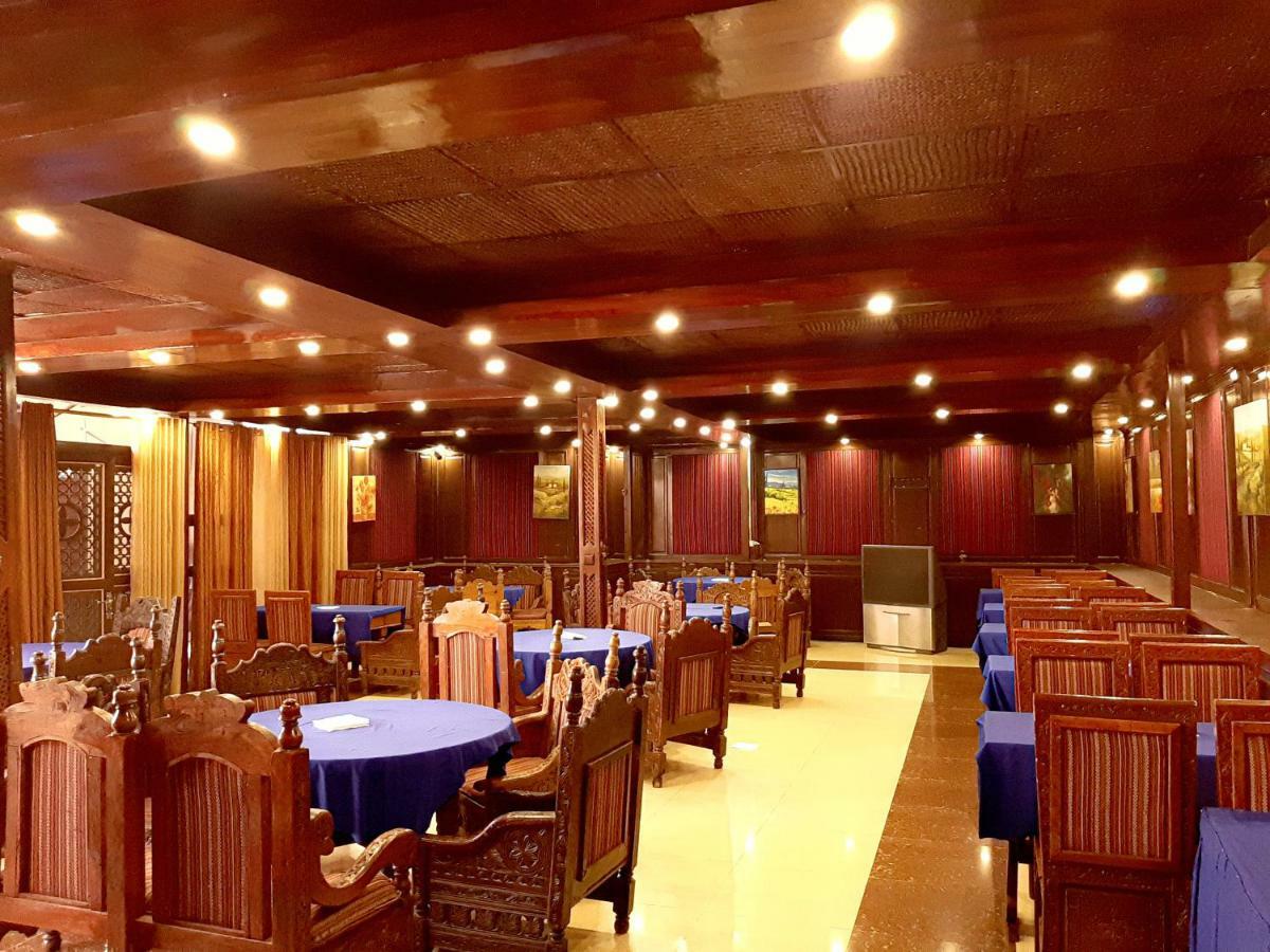 Park Star Hotel Kabil Dış mekan fotoğraf