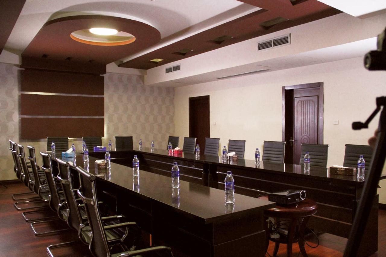 Park Star Hotel Kabil Dış mekan fotoğraf