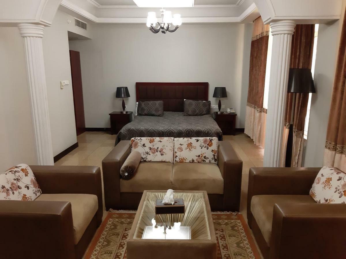 Park Star Hotel Kabil Dış mekan fotoğraf